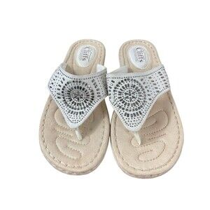 Cliffs By White Mountain Cienna Sandals 7.5W White Embellished Comfort